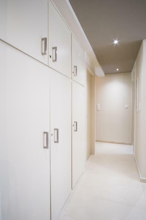 Comfy Apartment Of 104 M² Near Metro! Athens Exterior photo